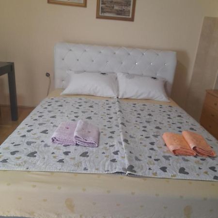 For You Apartman Nis Luaran gambar